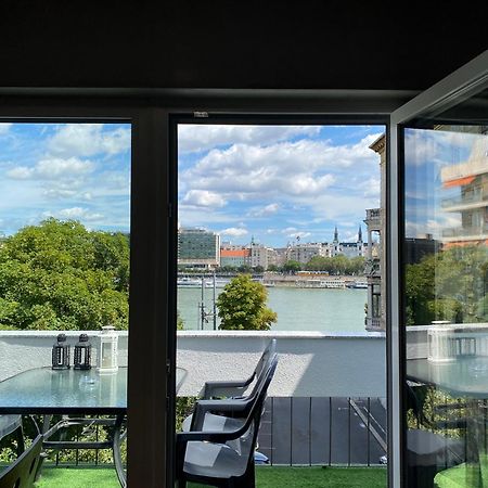Danube View Artapartment With Balcony Budapest Bagian luar foto